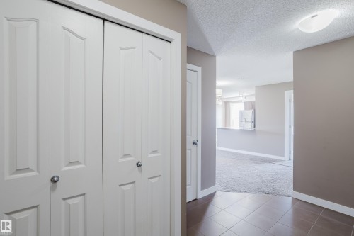 301 11820 22 Avenue, Edmonton, AB 
