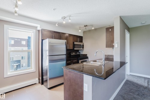 301 11820 22 Avenue, Edmonton, AB 
