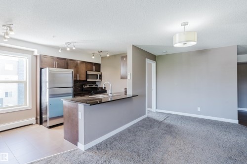301 11820 22 Avenue, Edmonton, AB 