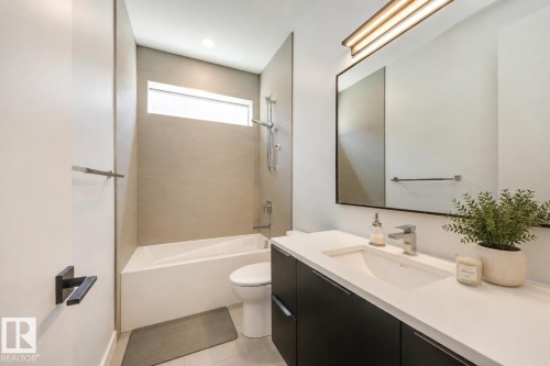 9108 117 Street, Edmonton, AB 