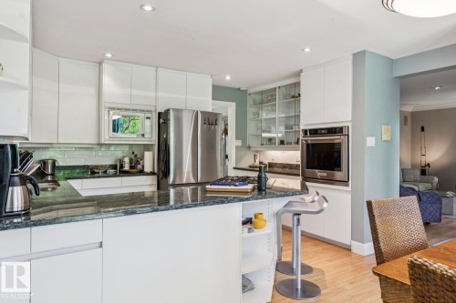9425 97 Street, Edmonton, AB 