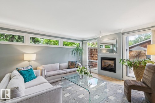 9425 97 Street, Edmonton, AB 