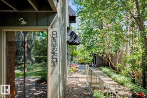9425 97 Street, Edmonton, AB 