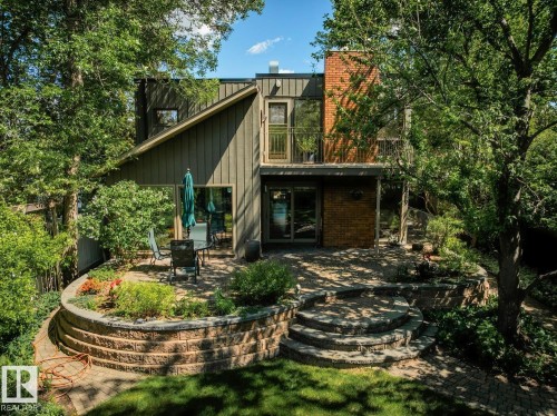 9425 97 Street, Edmonton, AB 