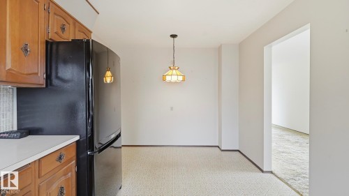 Kitchen - 7408 40 Avenue, Edmonton, AB 