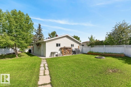 152 Warwick Road, Edmonton, AB 