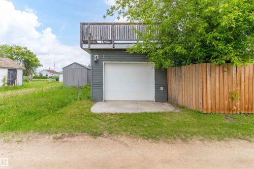 14 2 Avenue, Hay Lakes, AB - Outdoor