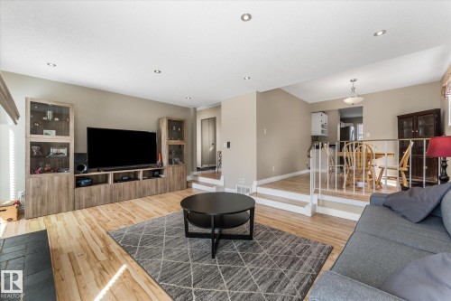 13840 30 Street, Edmonton, AB 