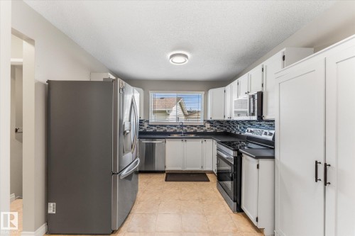 13840 30 Street, Edmonton, AB 