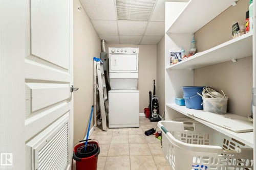 430 160 Magrath Road, Edmonton, AB - Indoor Photo Showing Laundry Room