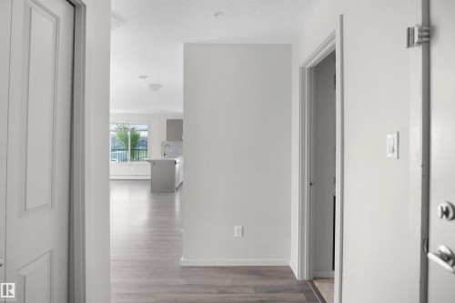 Corridor - 202 142 Ebbers Boulevard, Edmonton, AB 