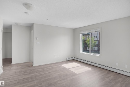 Empty room - 202 142 Ebbers Boulevard, Edmonton, AB 