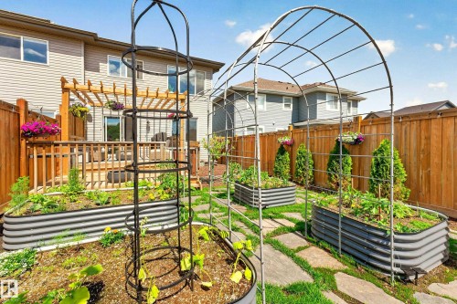 Yard - 20507 128 Avenue, Edmonton, AB 