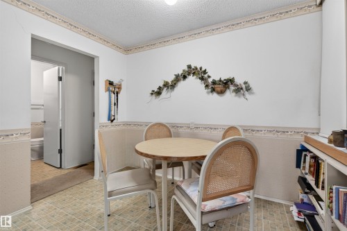 2705 124 Street, Edmonton, AB 