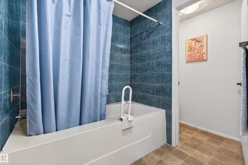 2705 124 Street, Edmonton, AB 