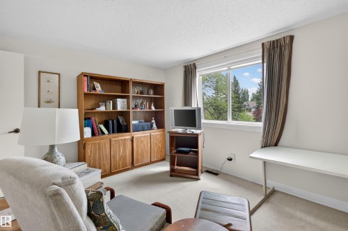 2705 124 Street, Edmonton, AB 