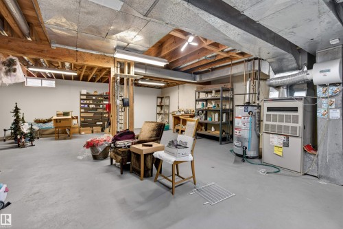 2705 124 Street, Edmonton, AB 