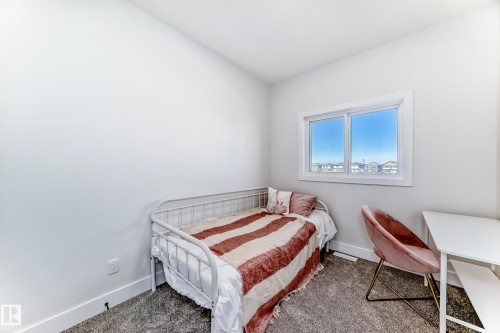 100 Elliott Wynd, Fort Saskatchewan, AB 