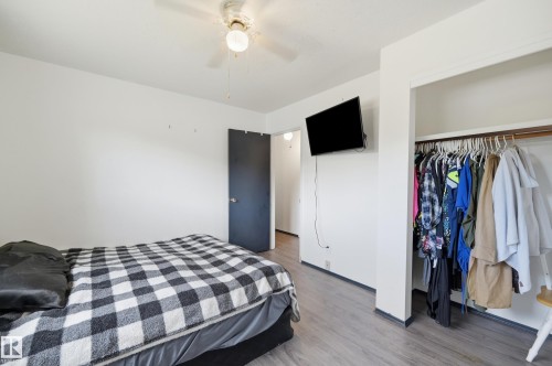 5515 143 Avenue, Edmonton, AB 