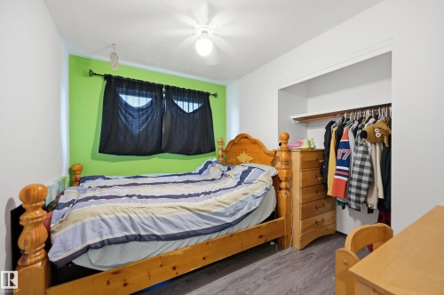 5515 143 Avenue, Edmonton, AB 