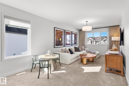 5314 Hawthorn Close, Edmonton, AB 