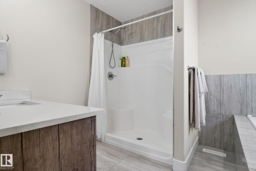 Bathroom - 4204 55Av, Lamont, AB 