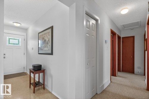 9523 52 Street, Edmonton, AB 