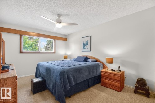 9523 52 Street, Edmonton, AB 