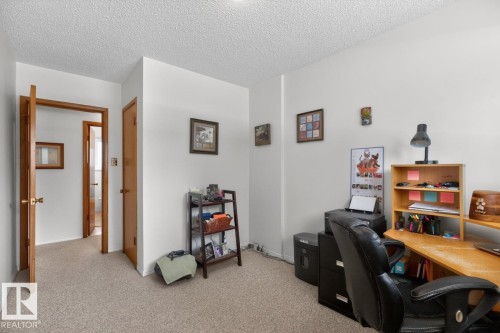 9523 52 Street, Edmonton, AB 
