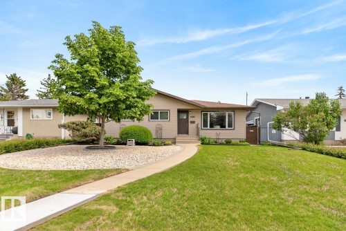 9523 52 Street, Edmonton, AB 