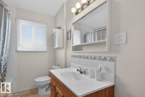9523 52 Street, Edmonton, AB 