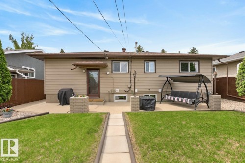 9523 52 Street, Edmonton, AB 