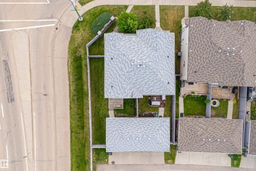 Image quality insufficient for description - 8204 180 Avenue, Edmonton, AB 
