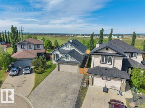 62 Naples Way, St. Albert, AB 