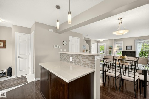 7318 22 Avenue, Edmonton, AB 