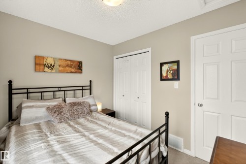 7318 22 Avenue, Edmonton, AB 