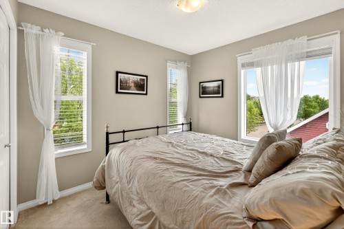 7318 22 Avenue, Edmonton, AB 