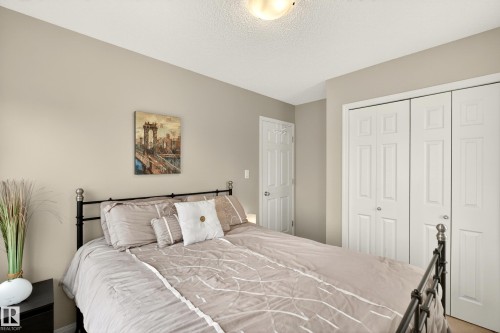 7318 22 Avenue, Edmonton, AB 