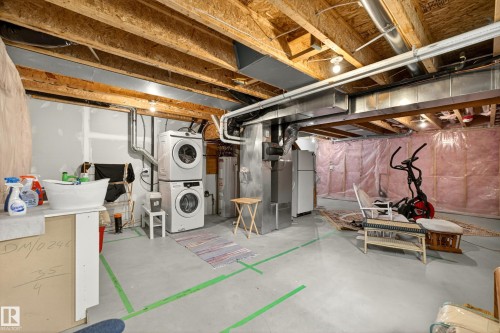 7318 22 Avenue, Edmonton, AB 