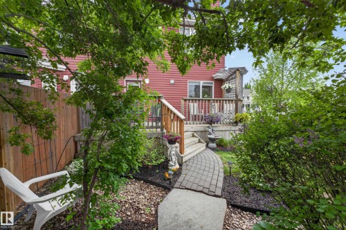 7318 22 Avenue, Edmonton, AB 