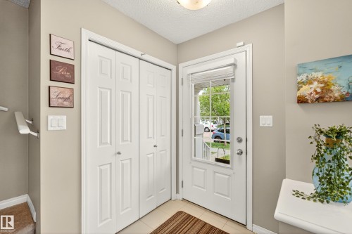 7318 22 Avenue, Edmonton, AB 