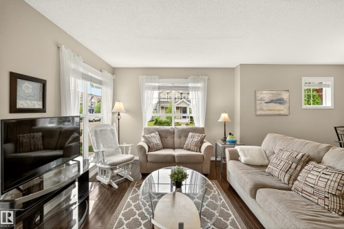 7318 22 Avenue, Edmonton, AB 