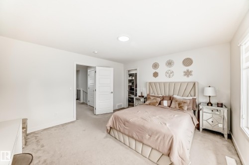 9020 183 Avenue, Edmonton, AB 