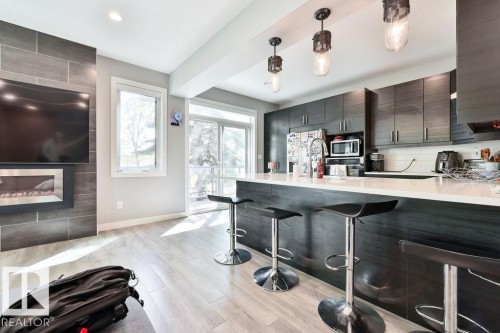 7202 98 Street, Edmonton, AB 