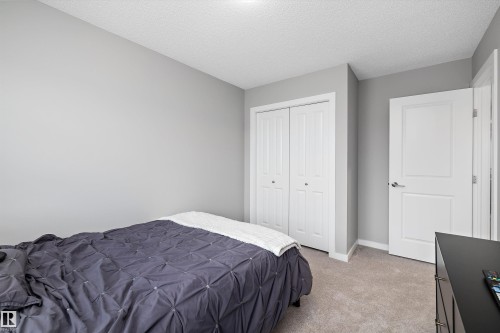 15927 13 Avenue, Edmonton, AB 