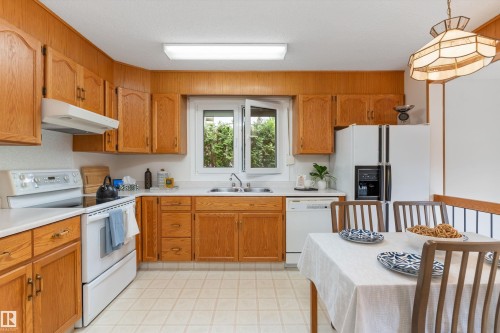 115 Harrison Drive, Edmonton, AB 