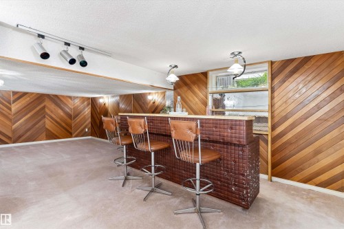 115 Harrison Drive, Edmonton, AB 