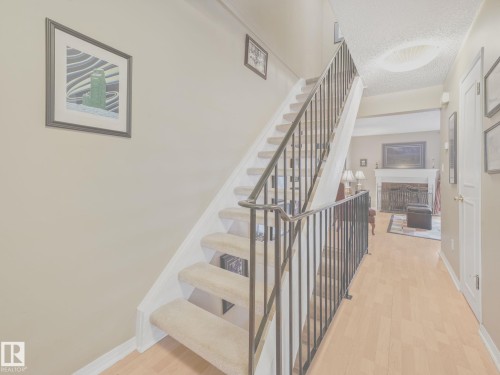 151 Tudor Lane, Edmonton, AB 