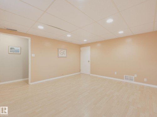 151 Tudor Lane, Edmonton, AB 