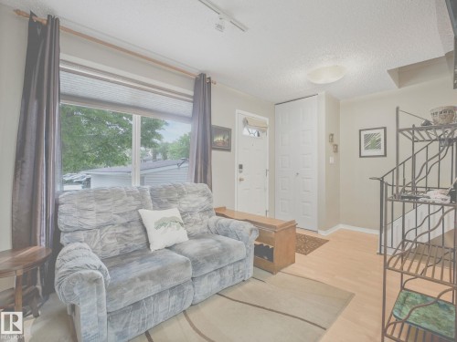 151 Tudor Lane, Edmonton, AB 